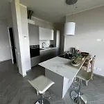 New Cozy With Lakeview Apartamento Cerro (Laveno-Mombello)