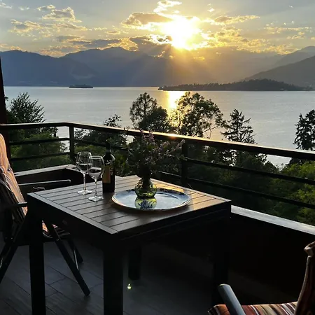 Apartamento New Cozy With Lakeview Cerro (Laveno-Mombello)