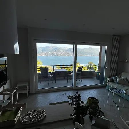 New Cozy With Lakeview