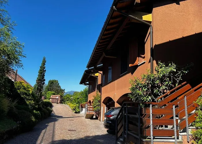 New Cozy With Lakeview Apartament *