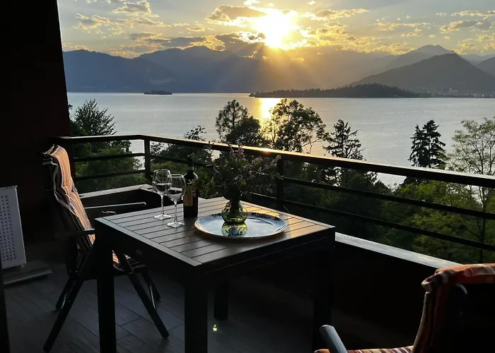 Lejlighed New Cozy With Lakeview Cerro (Laveno-Mombello)
