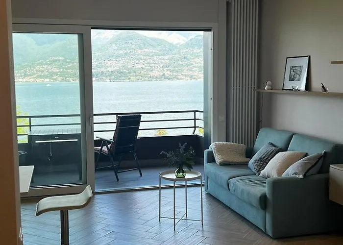 New Cozy With Lakeview Lejlighed Cerro (Laveno-Mombello)